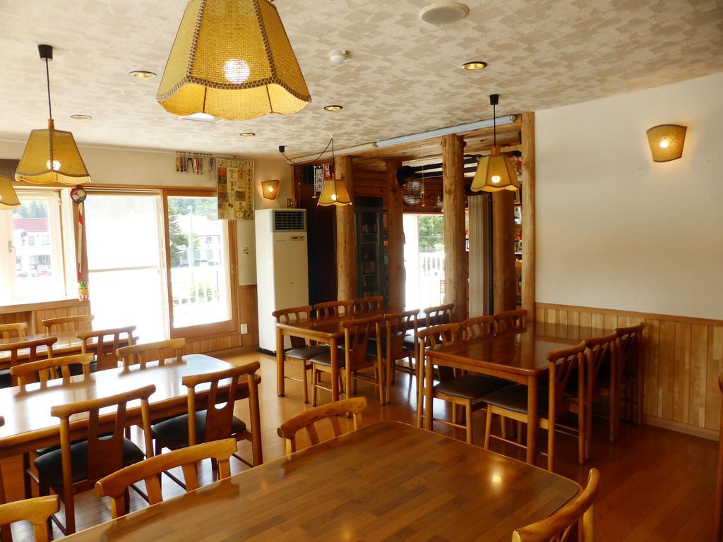 Hotel Kagura House Yuzawa  Exterior foto