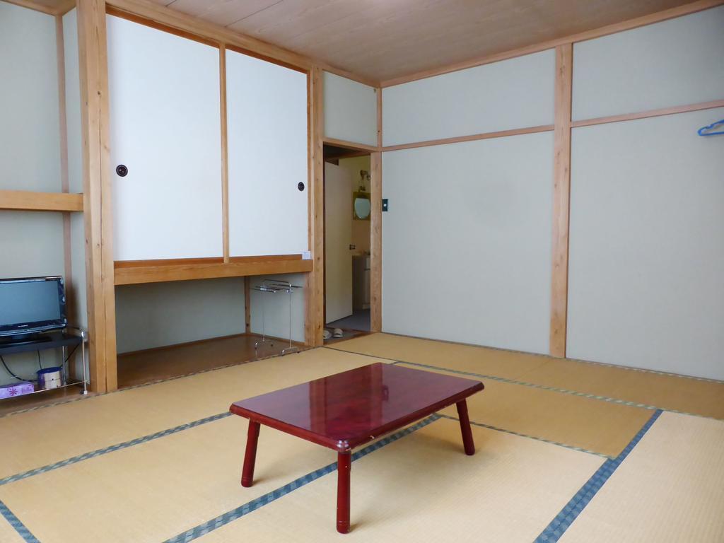 Hotel Kagura House Yuzawa  Exterior foto